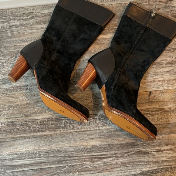 UGG Suede boots - Picture 2 of 3